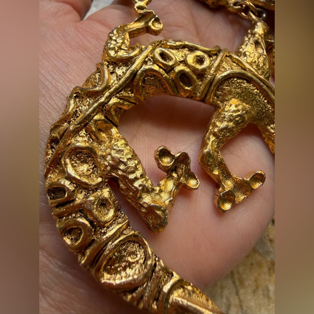 Massive VTG 80s Runway Lizard Necklace - 112g Molten Gold Style - Heavy Couture - Picture 8 of 11